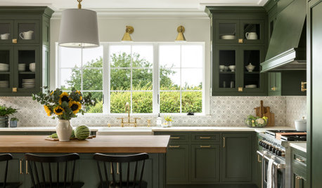 How to Organize Your Kitchen Dishes and Glassware