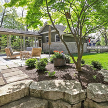 BI - covered walkway
