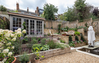 Professional Ideas for Tackling Sloping Gardens and Varied Levels