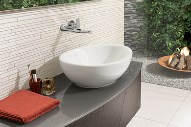 This is an example of a contemporary bathroom in London.