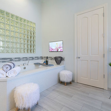 Oversize Soaking Tub by Hydro Systems