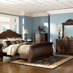 North Shore 4pc Bedroom Set w/Queen Sleigh Bed - Bedroom Products