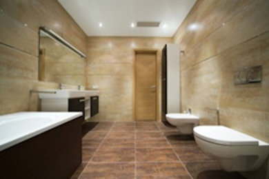 Inspiration for a modern bathroom in Los Angeles.