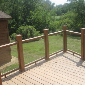 Composite Deck - Avon Farmhouse