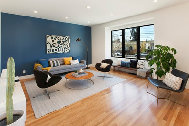 Inspiration for a mid-century modern living room remodel in San Francisco