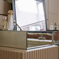 Dressing Table - Dressing Tables