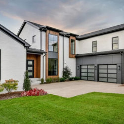Avante&reg; - Garage Doors And Openers