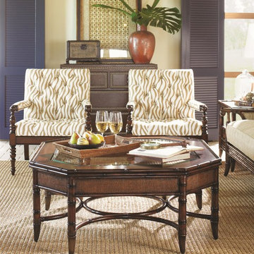 Landara Marianas Glass Cocktail Table