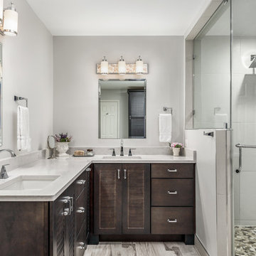 Luxury Bathroom with Natural & Modern Elements