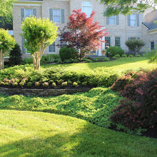 Stone retaining wall