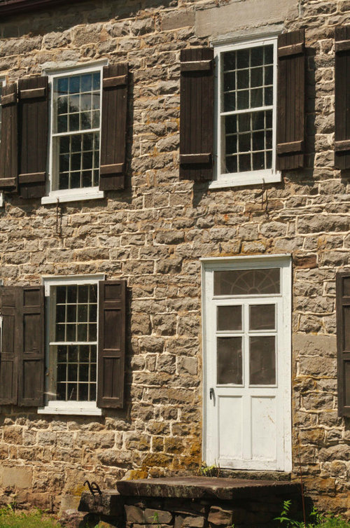 6 Rules for Selecting Exterior Shutters with Curb Appeal 6 Rules for Selecting Exterior Shutters with Curb Appeal