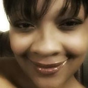 Toye Whites foto