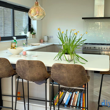 An Innova Luca Matt White Handless Kitchen - Real Customer Kitchens 2024