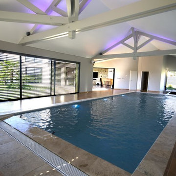 Maison avec piscine intérieure