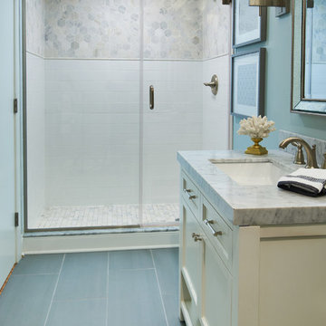 Comfortable and Tranquil Bathroom
