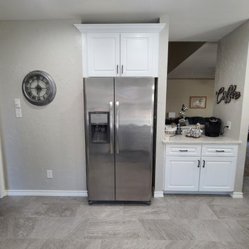 A pass through to family room