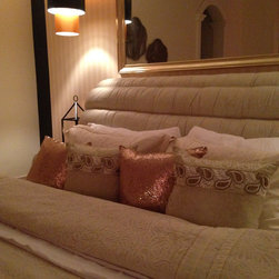 DeeDecors Exclusive Linen Collection - Products