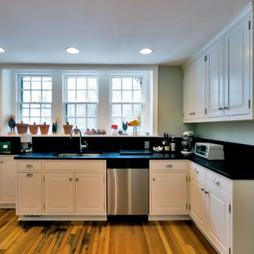 Modern Old-World Kitchen