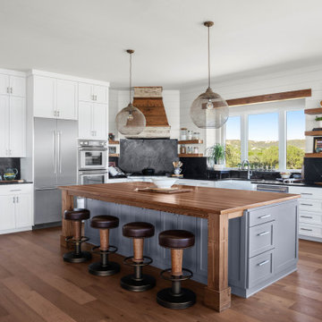 Lakefront Craftsman // Farmhouse