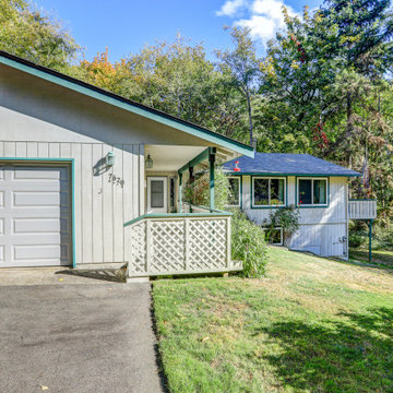 Large Port Orchard Rambler