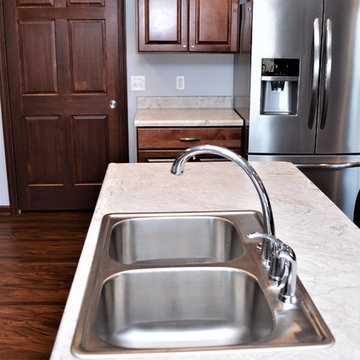Demotte Indiana, Haas Signature Maple Kitchen
