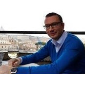 Maxim Orlovs foto