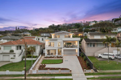 Pittwater road, Collaroy