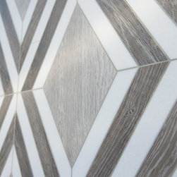 Sterling Row Argyle in Linen - Tile