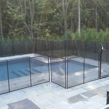 Child safe removable pool fence, Clôture piscine amovible Enfant Sécure