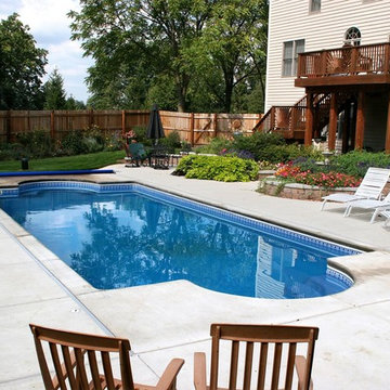 Viking - Chesapeake, Pacific Blue - Paradise Inground Pools - Gilbert, IL