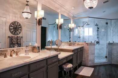 Example of a transitional bathroom design in Phoenix