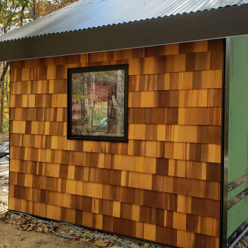 10x14 Portland Series in Cedar Shake with Fireworks Door