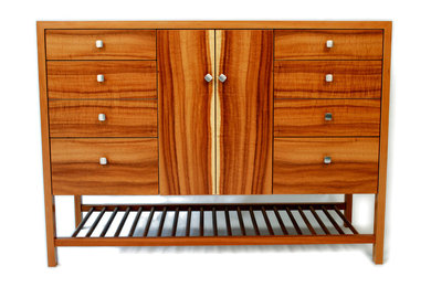 Eight Drawer Vanity