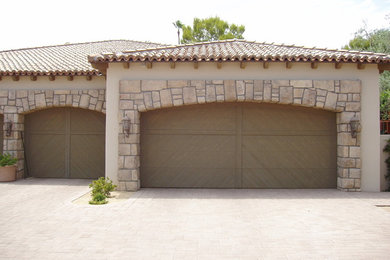 Photo of a garage in Phoenix.
