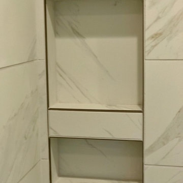 New Construction Kewanee IL MSI Quartz Koch & Dura Supreme Painted Cabinets