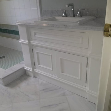 Bathroom cabinets