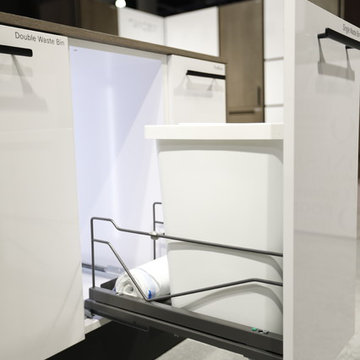 Waste Bin Pullout by Clever Storage