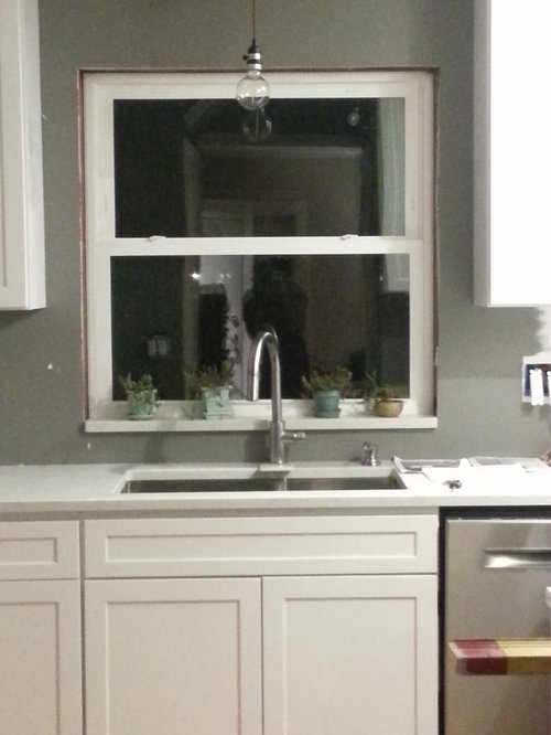 Square 60/40 sink faucet placement dilemma