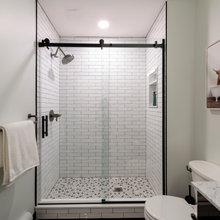 Tiki Basement Bath