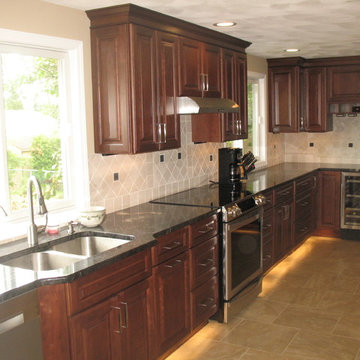 Traditional Cherry Cabinets
