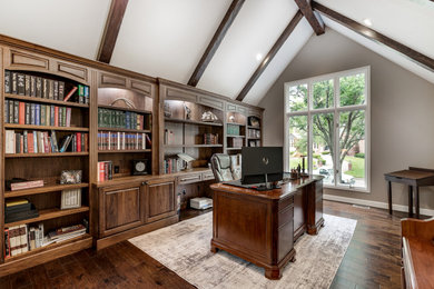 Example of a classic home office design in Wichita