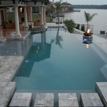 The Woodlands - Lakeside Infinity Pool Retreat