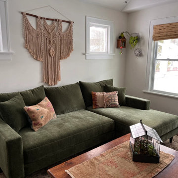 Alex Sofa Chaise in Contessa Moss