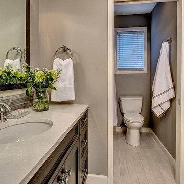 Lakemont Hall Bathroom