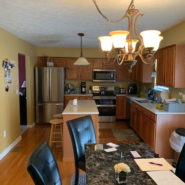 Cabinet reface with granite and new wall of cabinets