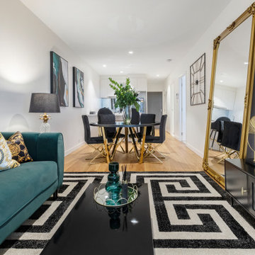 Style & Stage 2Bed/2Bath Southbank Apartment for Airbnb