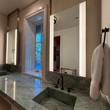 Polo Club - Suite Bath, Stone & Brass
