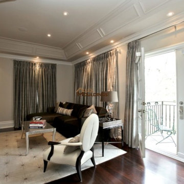 Crown Molding, Trims in a Classic Living Room
