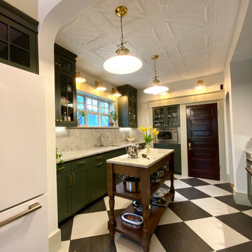 Renfrew Vintage Farmhouse