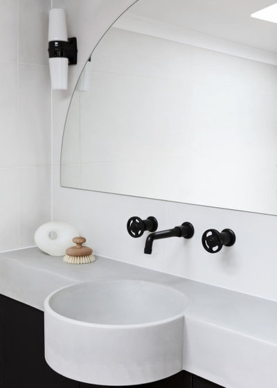 Industrial Bathroom by Smart Style Bathrooms